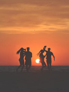 Esta Noche Bailamos Copertina