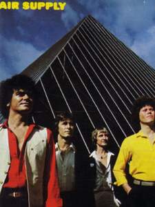Lost In Love Imagen de portada