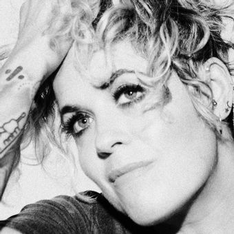 Amy Wadge